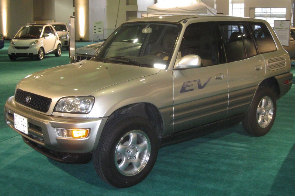 Toyota rav4 i xa10